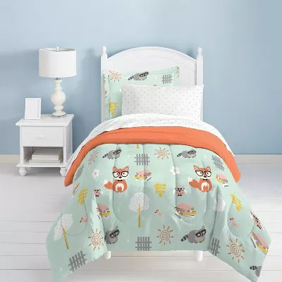 Dream Factory Woodland Friends Mini Kids' Bed in a Bag - Mint (Twin)